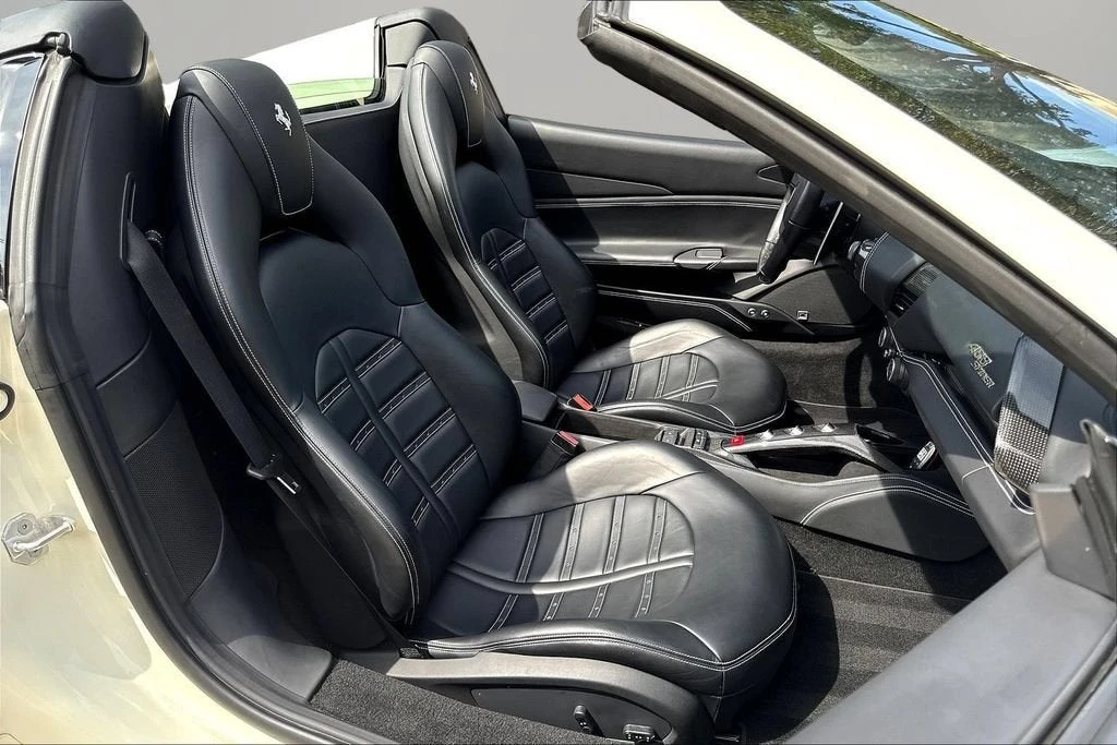 2018 Ferrari 488 Spider - Image 21 of 28