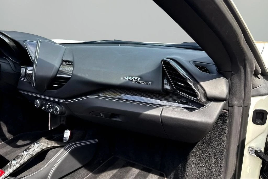 2018 Ferrari 488 Spider - Image 19 of 28