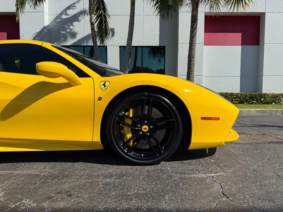 2018 Ferrari 488 Spider - Image 4 of 21