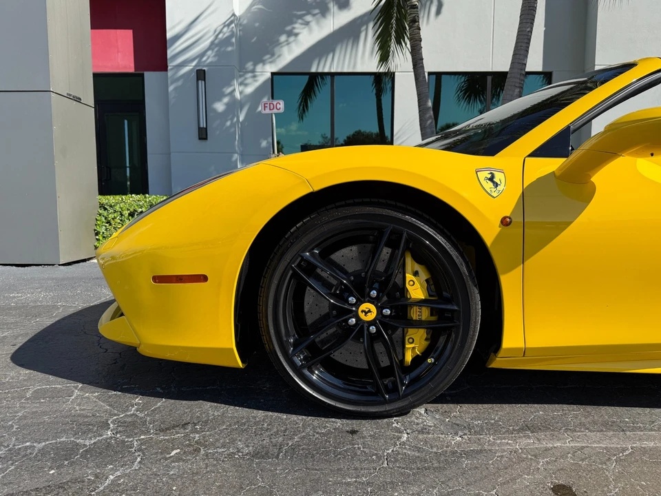 2018 Ferrari 488 Spider - Image 18 of 21