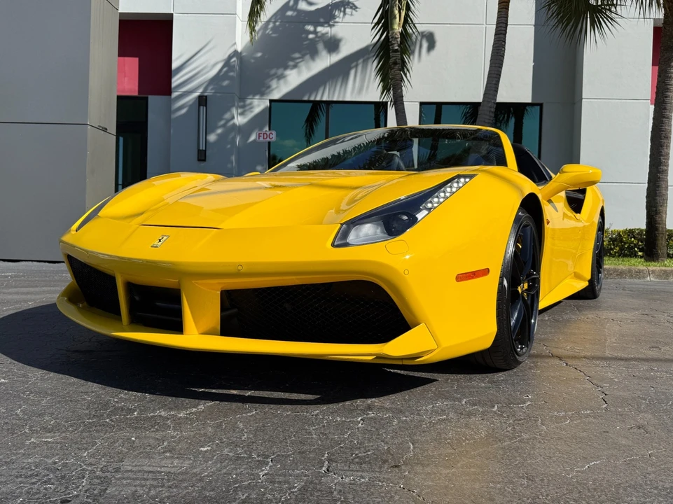 2018 Ferrari 488 Spider - Image 13 of 21