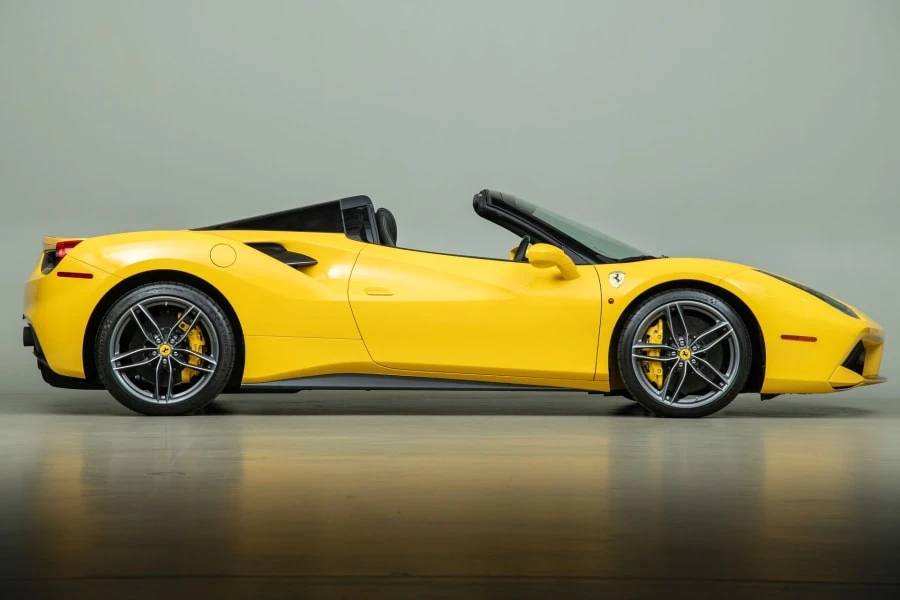 2018 Ferrari 488 Spider - Image 2 of 31