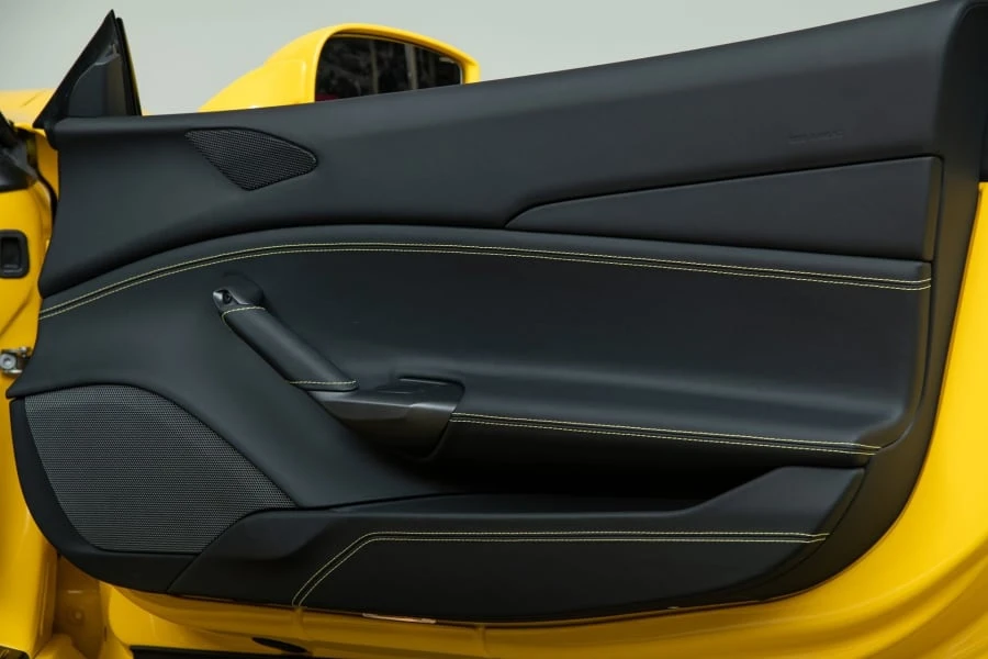 2018 Ferrari 488 Spider - Image 28 of 31