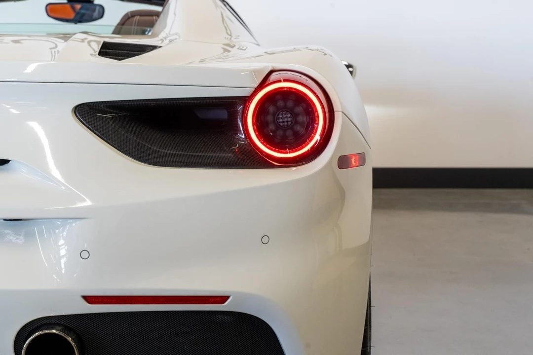 2018 Ferrari 488 Spider - Image 17 of 21