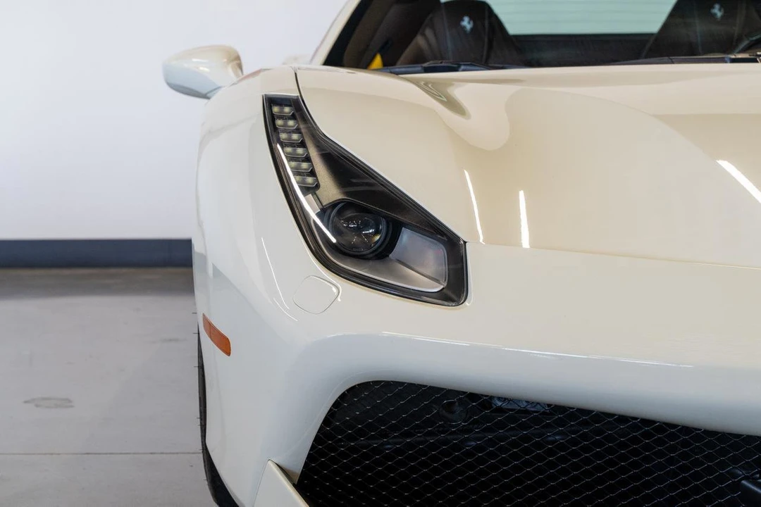 2018 Ferrari 488 Spider - Image 30 of 31