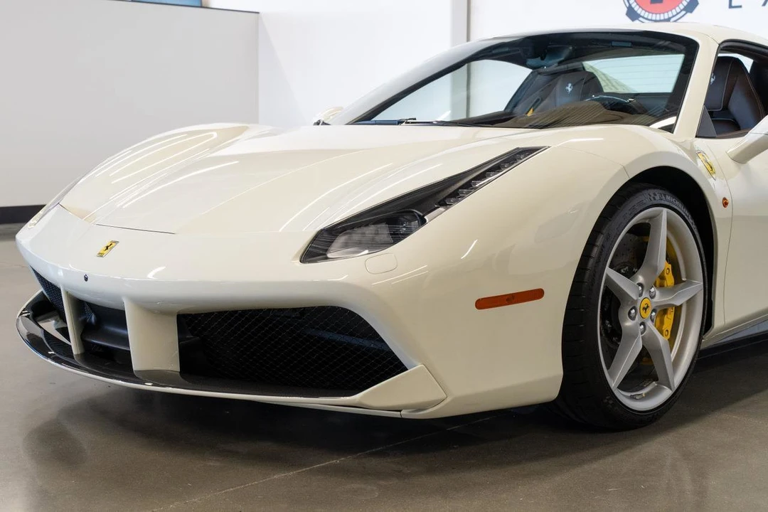 2018 Ferrari 488 Spider - Image 28 of 31