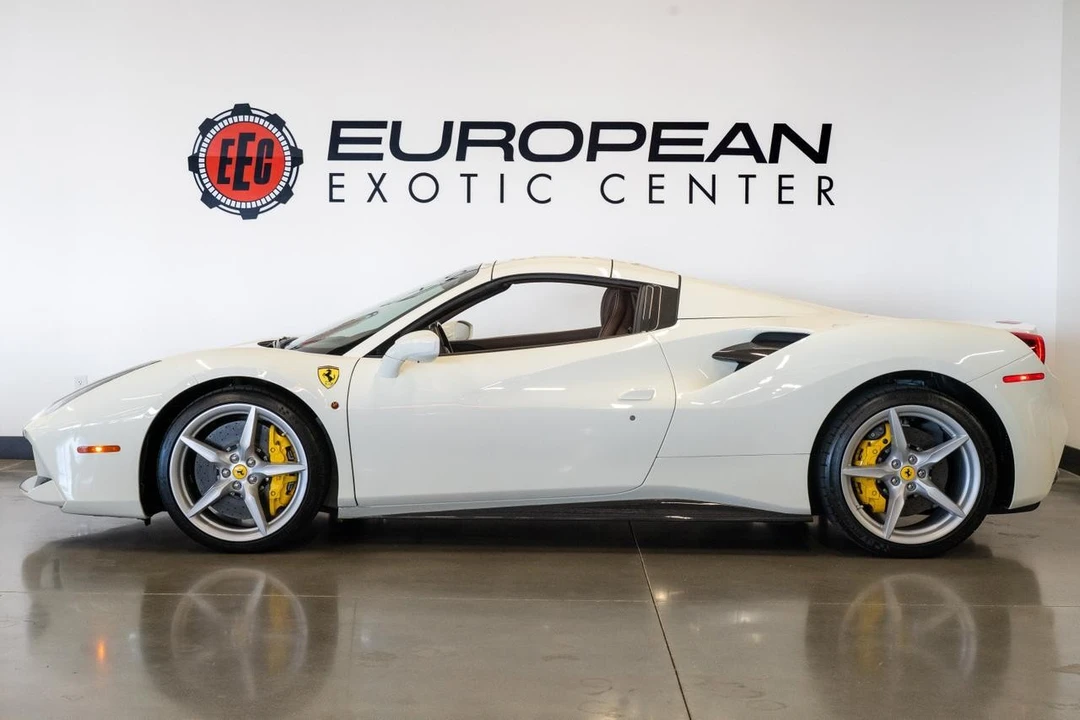 2018 Ferrari 488 Spider - Image 20 of 21