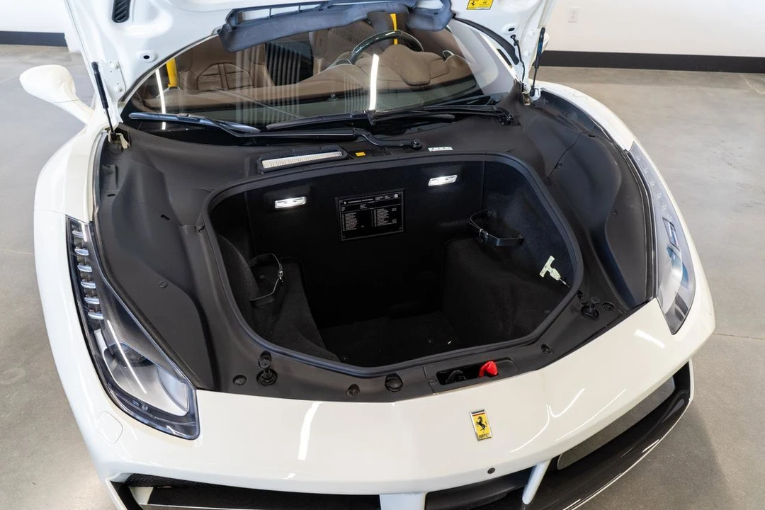 2018 Ferrari 488 Spider - Image 25 of 31