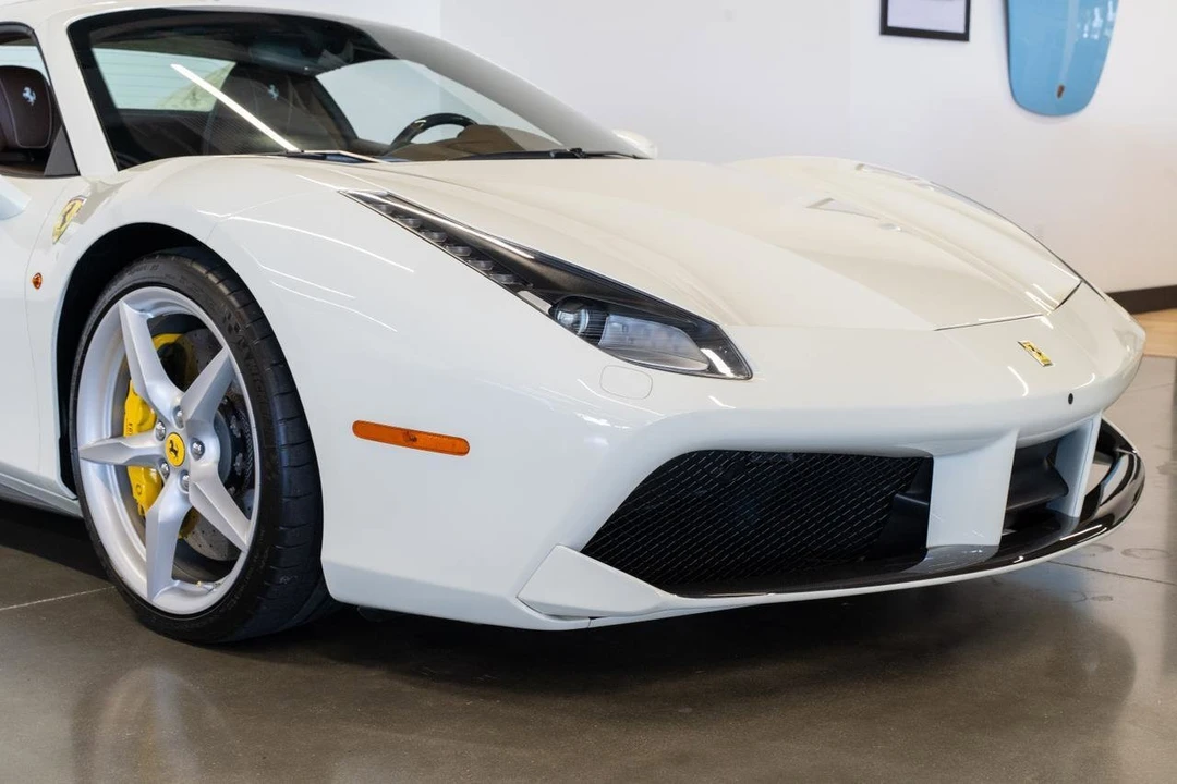 2018 Ferrari 488 Spider - Image 27 of 31