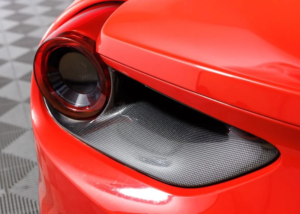 2018 Ferrari 488 Spider - Image 31 of 31