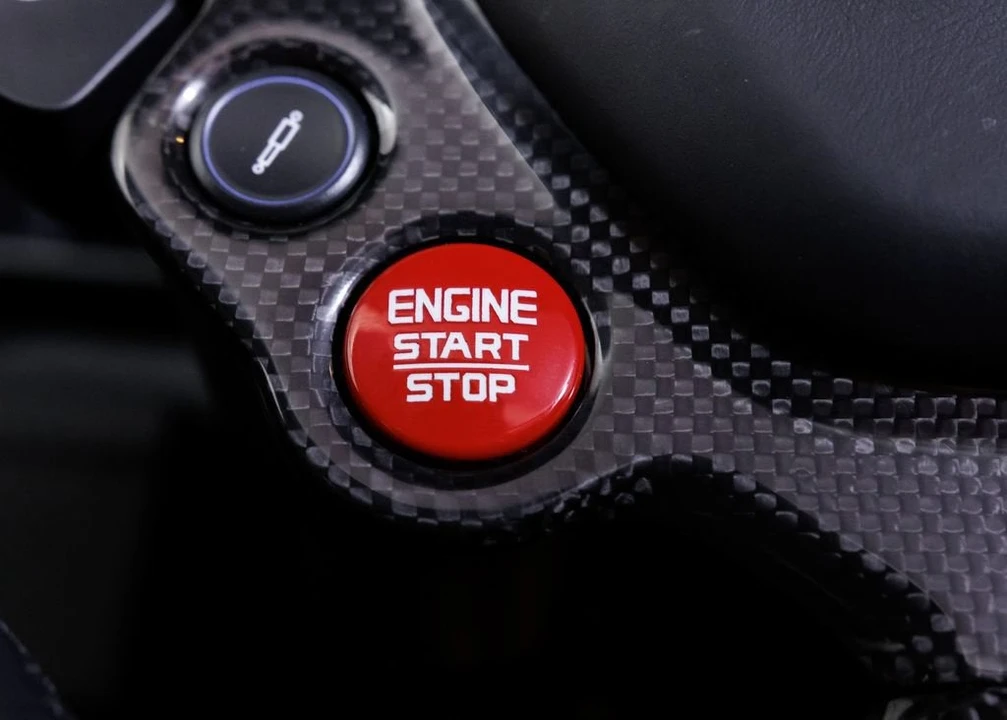 2018 Ferrari 488 Spider - Image 30 of 31