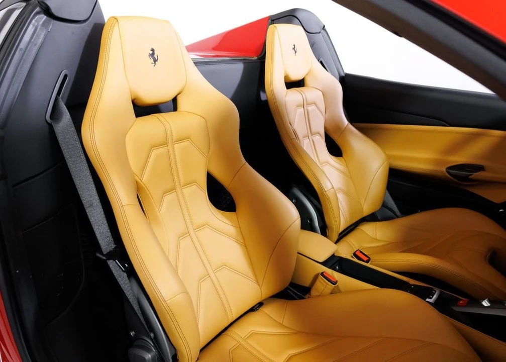 2018 Ferrari 488 Spider - Image 24 of 31