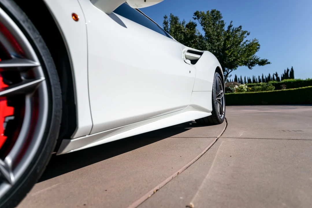 2018 Ferrari 488 Spider - Image 22 of 31