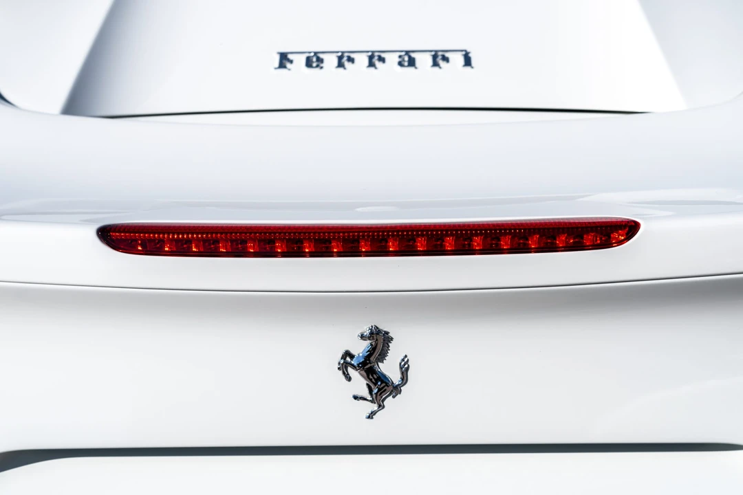 2018 Ferrari 488 Spider - Image 16 of 31