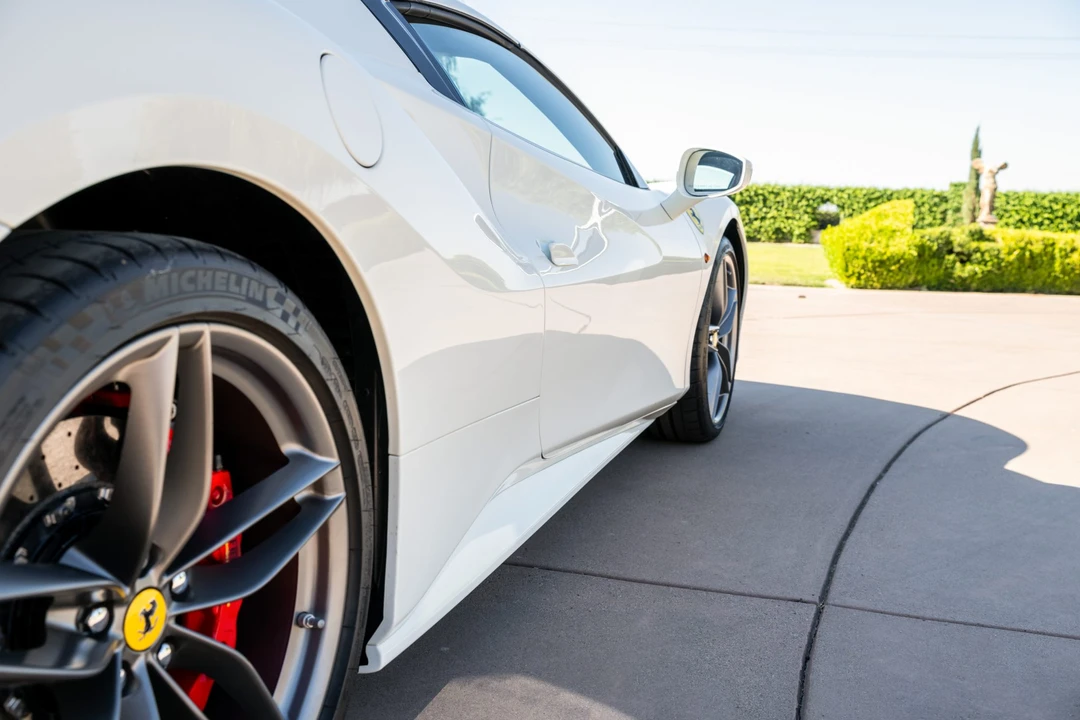 2018 Ferrari 488 Spider - Image 20 of 31