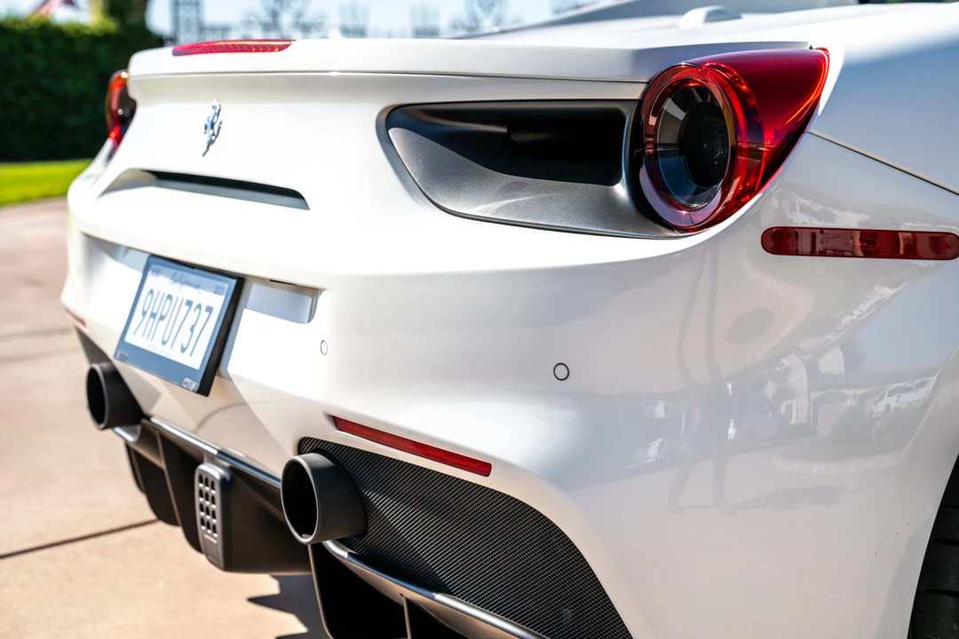 2018 Ferrari 488 Spider - Image 31 of 31