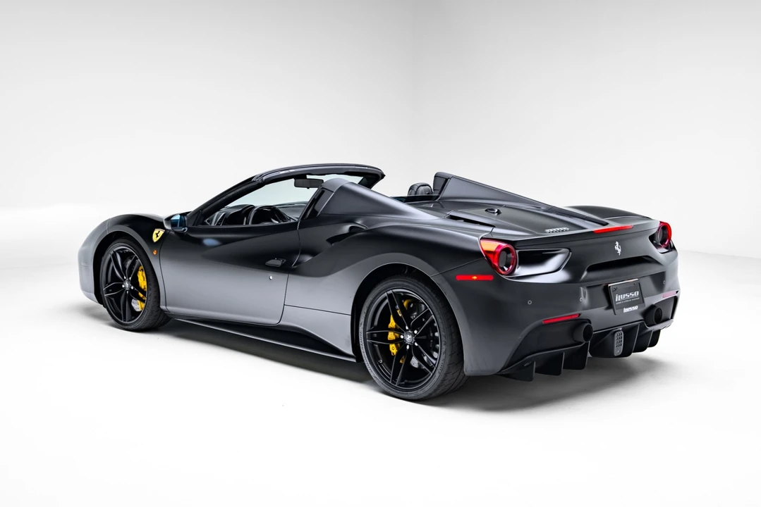 2018 Ferrari 488 Spider - Image 29 of 31