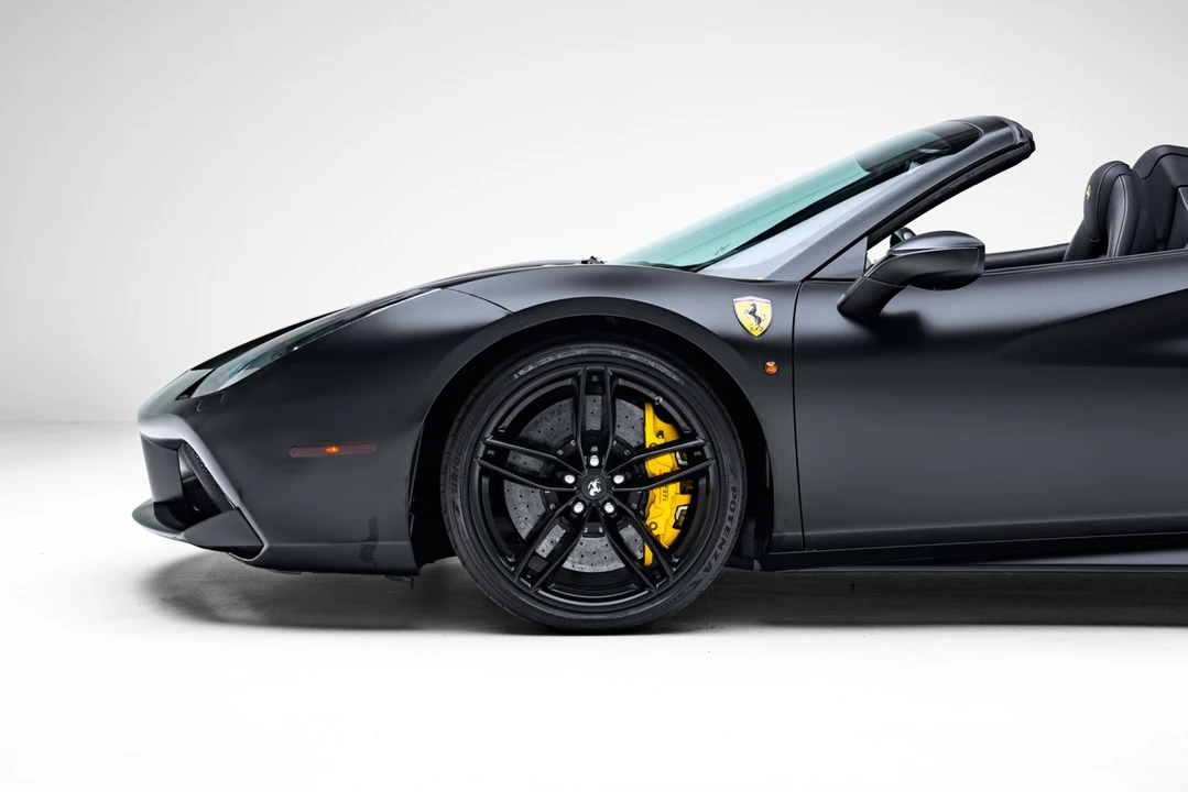 2018 Ferrari 488 Spider - Image 14 of 31