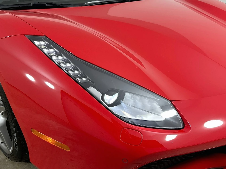 2018 Ferrari 488 Spider - Image 10 of 31