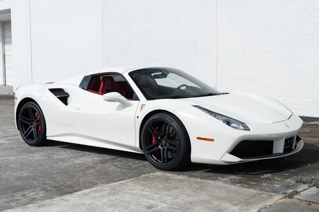 2018 Ferrari 488 Spider - Image 15 of 31