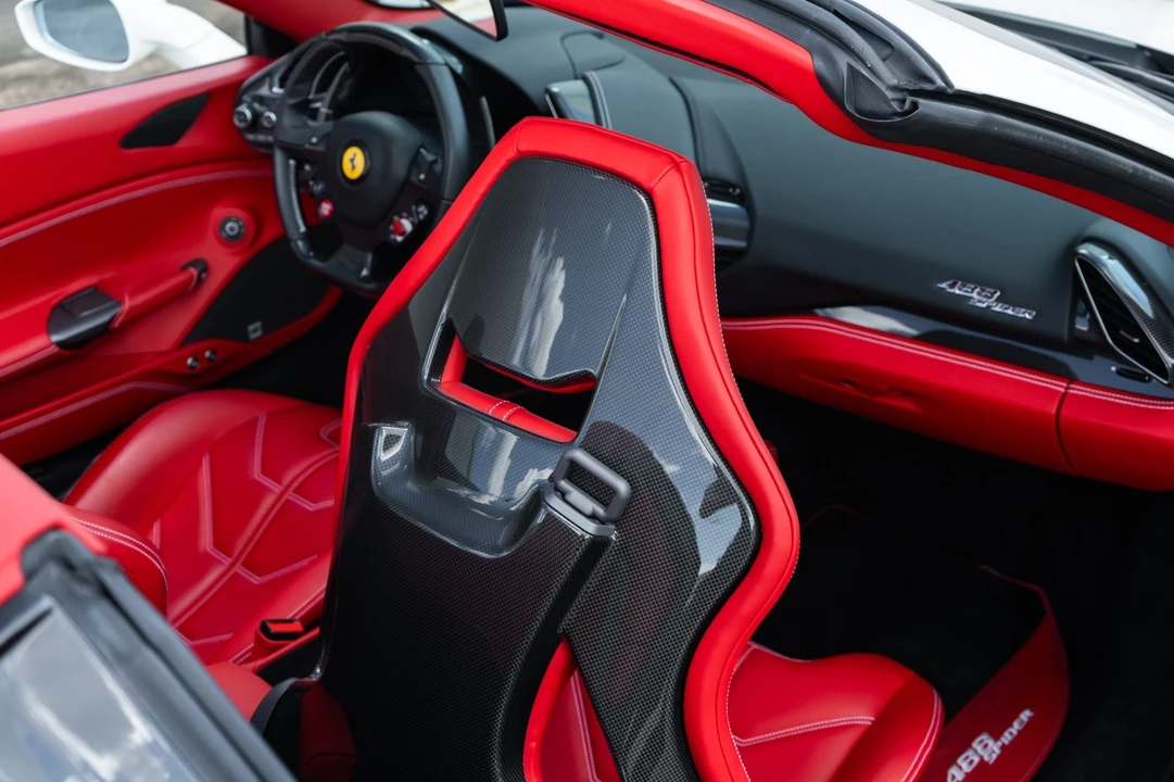 2018 Ferrari 488 Spider - Image 30 of 31