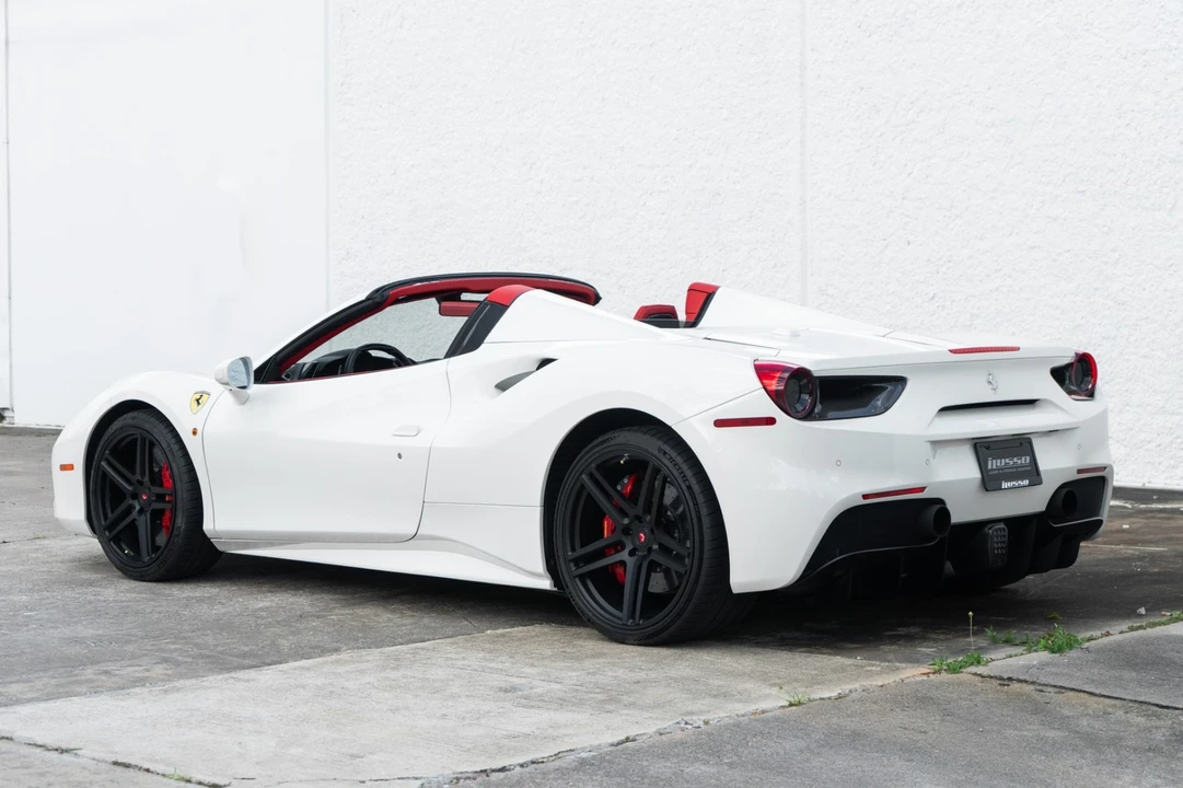 2018 Ferrari 488 Spider - Image 6 of 31