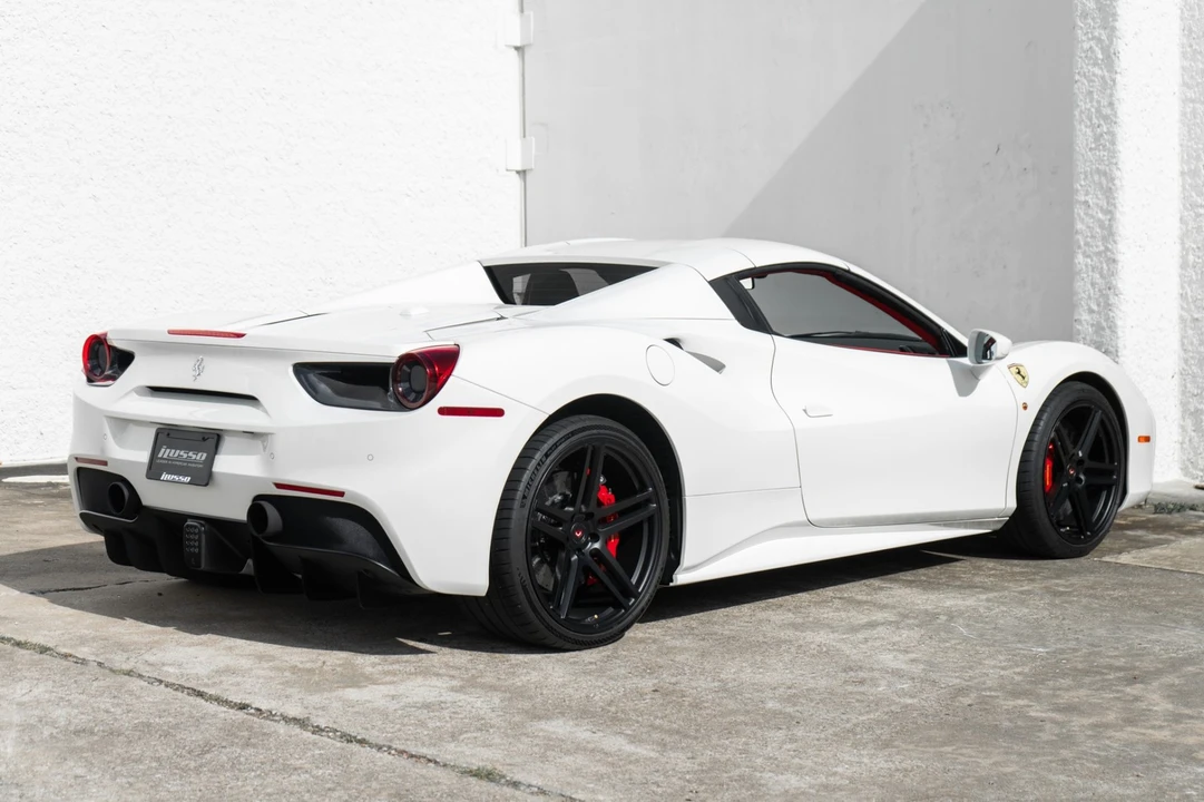 2018 Ferrari 488 Spider - Image 17 of 31