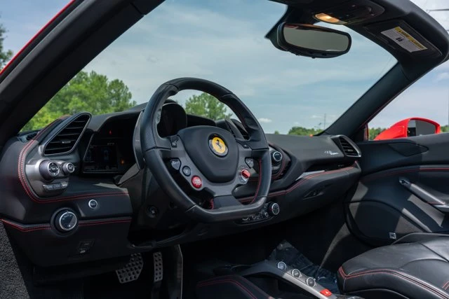 2018 Ferrari 488 Spider - Image 31 of 31