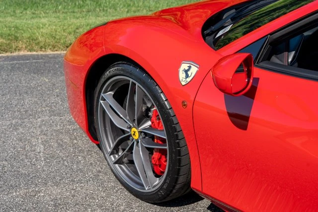 2018 Ferrari 488 Spider - Image 10 of 31