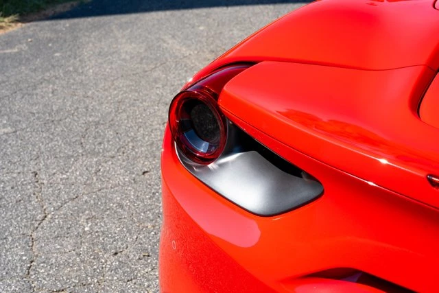 2018 Ferrari 488 Spider - Image 20 of 31