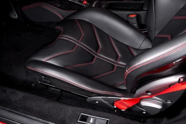 2018 Ferrari 488 - Image 24 of 31