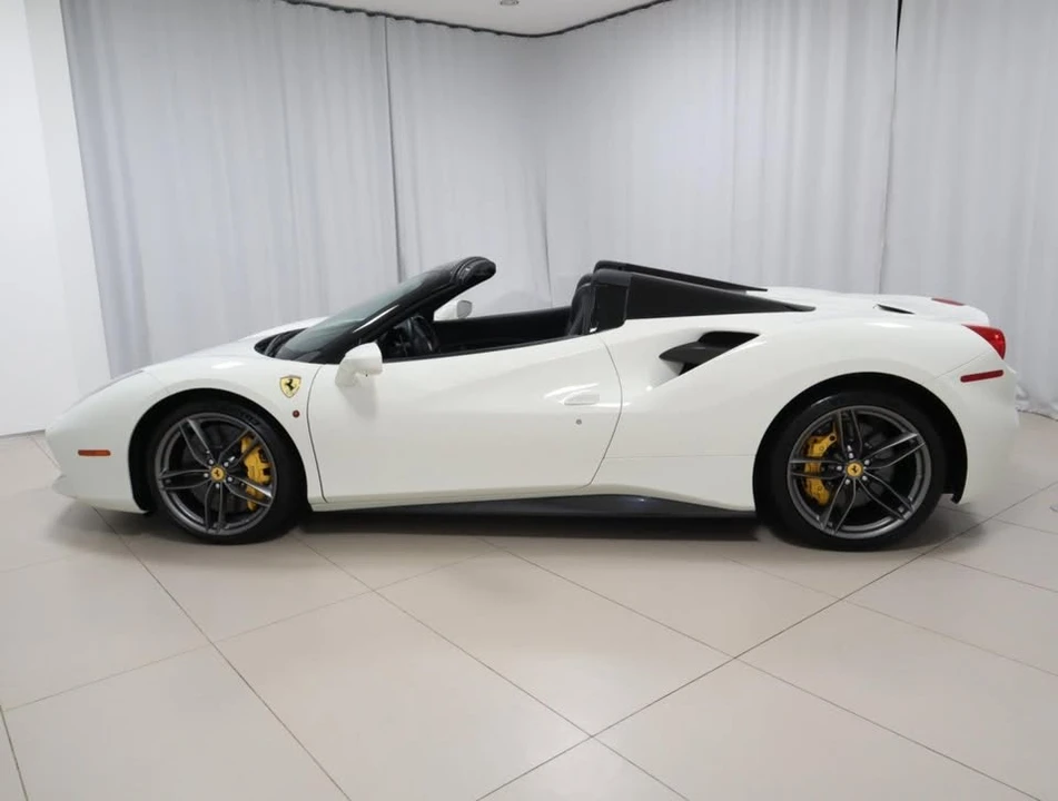 2018 Ferrari 488 Spider - Image 16 of 20