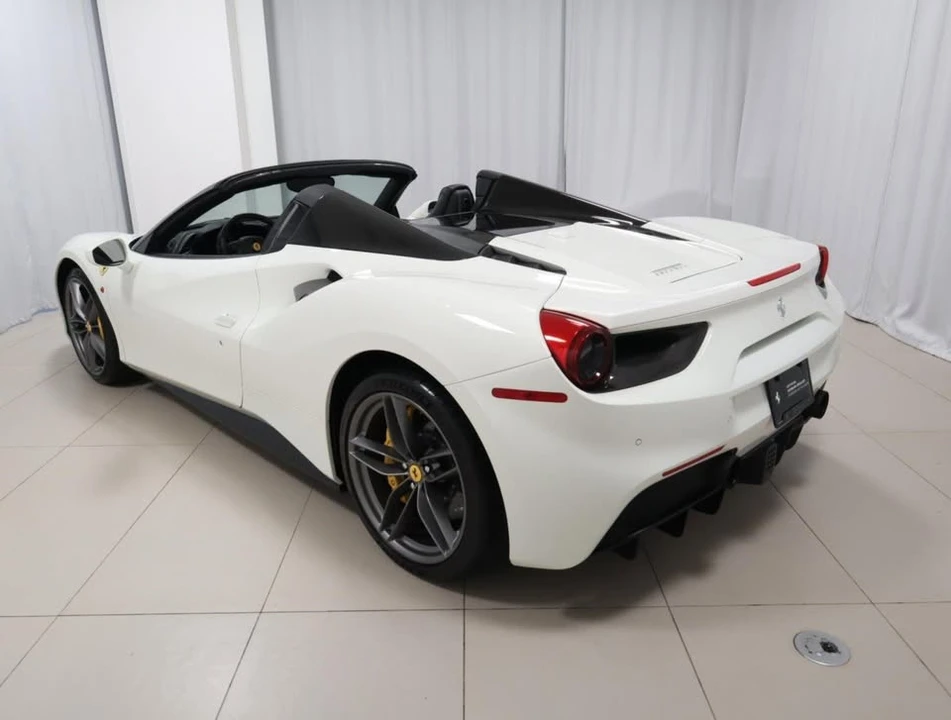 2018 Ferrari 488 Spider - Image 15 of 20