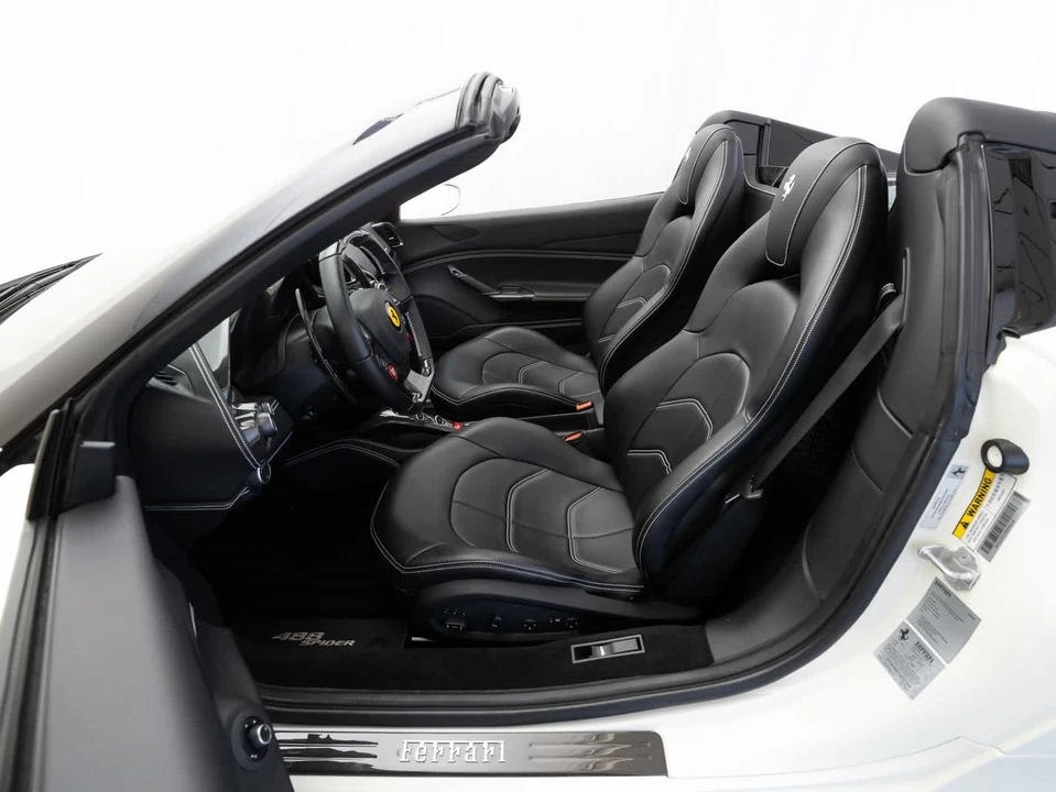 2018 Ferrari 488 Spider - Image 9 of 31