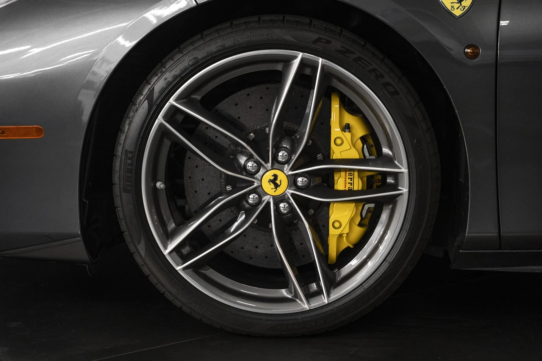 2018 Ferrari 488 Spider - Image 15 of 31