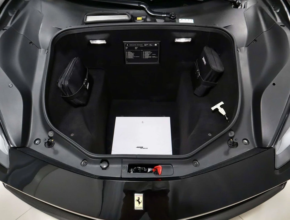 2018 Ferrari 488 Spider - Image 10 of 31