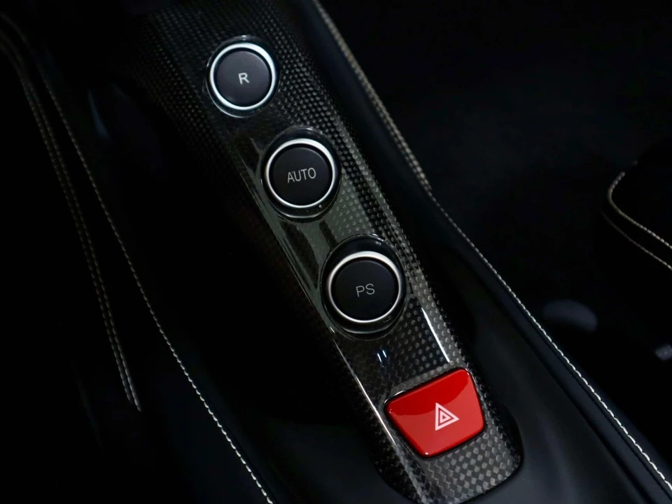 2018 Ferrari 488 Spider - Image 31 of 31