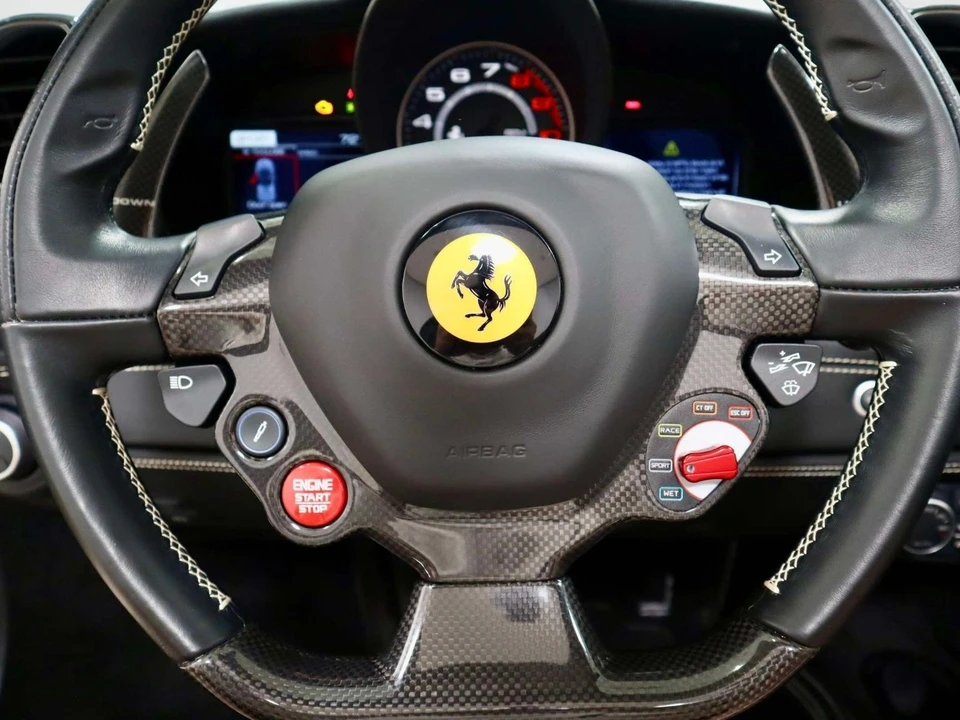 2018 Ferrari 488 Spider - Image 27 of 31