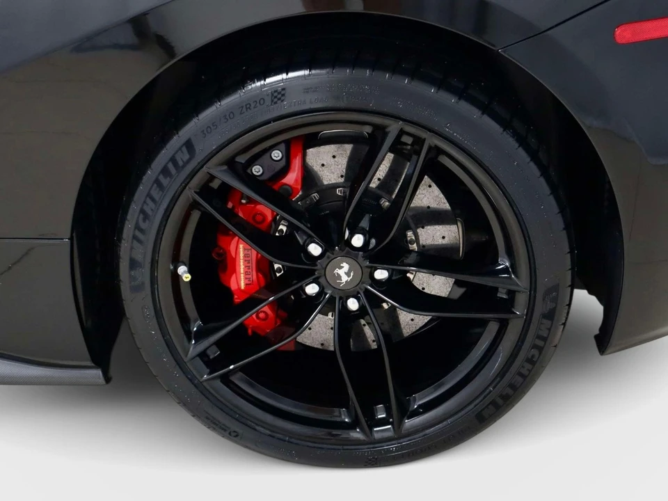 2018 Ferrari 488 Spider - Image 9 of 31