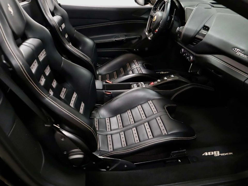 2018 Ferrari 488 Spider - Image 16 of 31