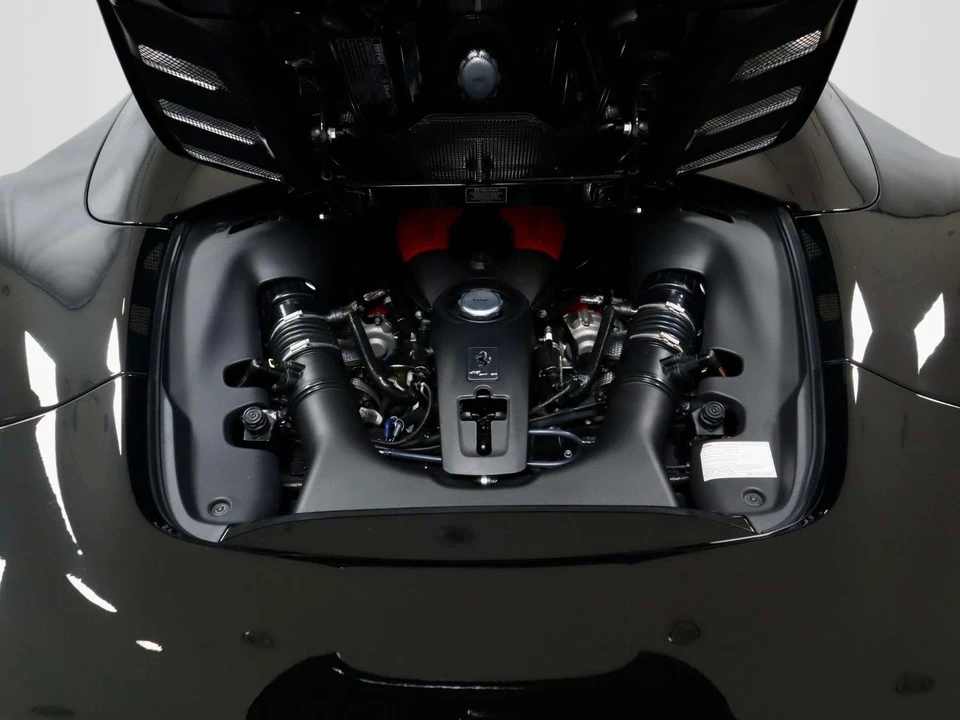 2018 Ferrari 488 Spider - Image 14 of 31