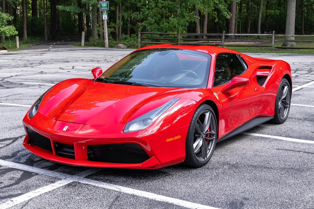 2018 Ferrari 488 Spider - Image 14 of 31