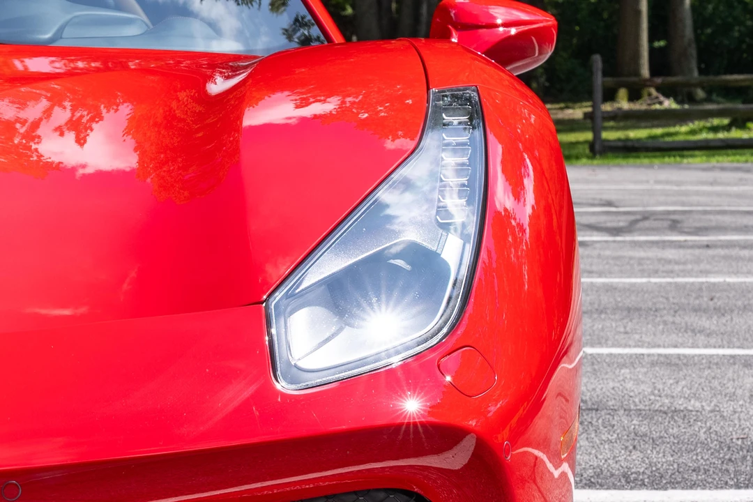 2018 Ferrari 488 Spider - Image 26 of 31