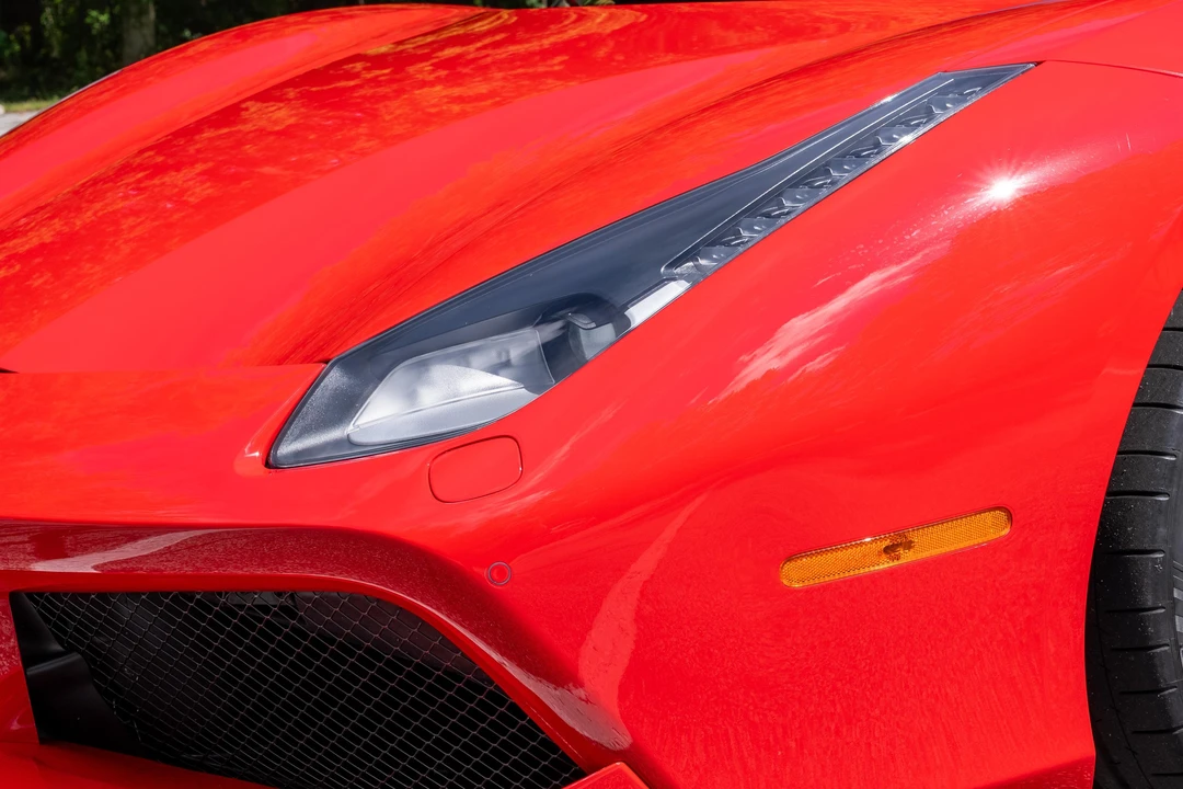 2018 Ferrari 488 Spider - Image 28 of 31
