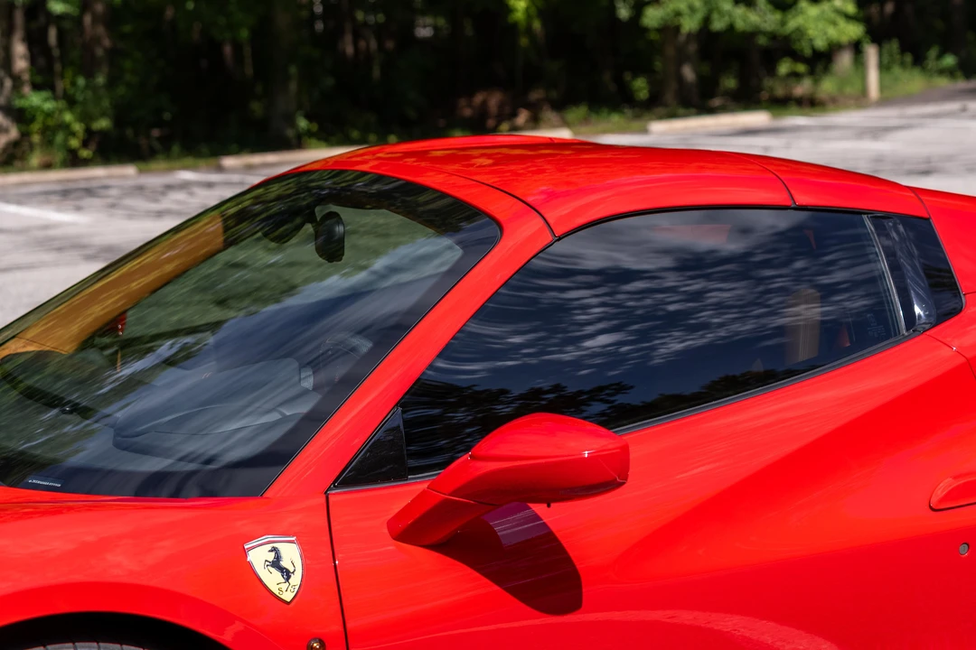2018 Ferrari 488 Spider - Image 31 of 31