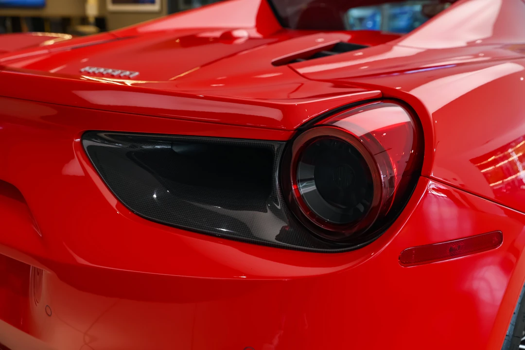 2018 Ferrari 488 Spider - Image 26 of 31