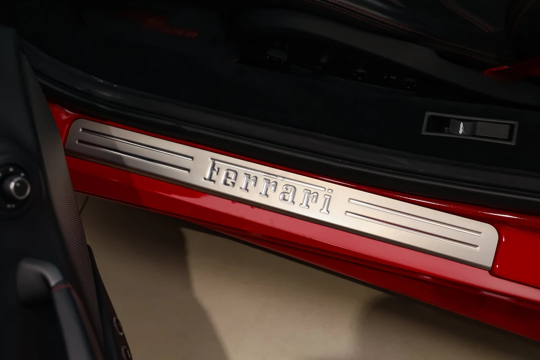 2018 Ferrari 488 Spider - Image 23 of 31