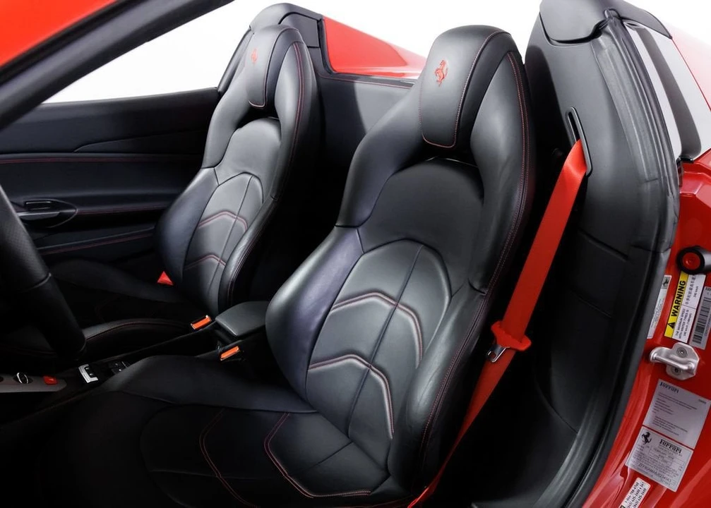 2018 Ferrari 488 Spider - Image 20 of 30