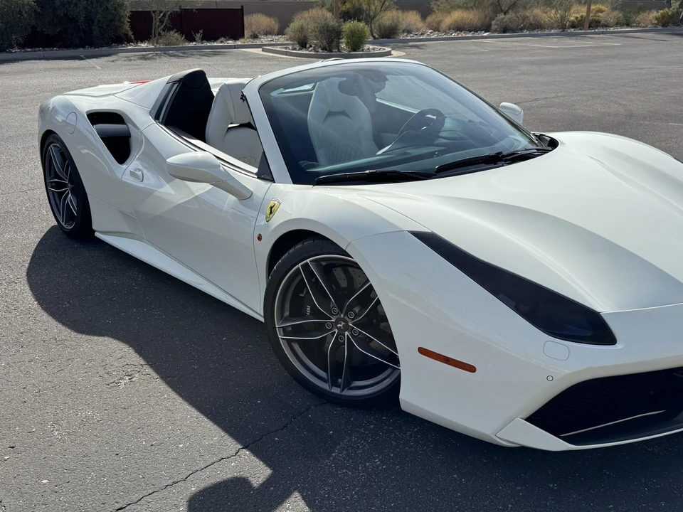 2018 Ferrari 488 Spider - Image 19 of 31