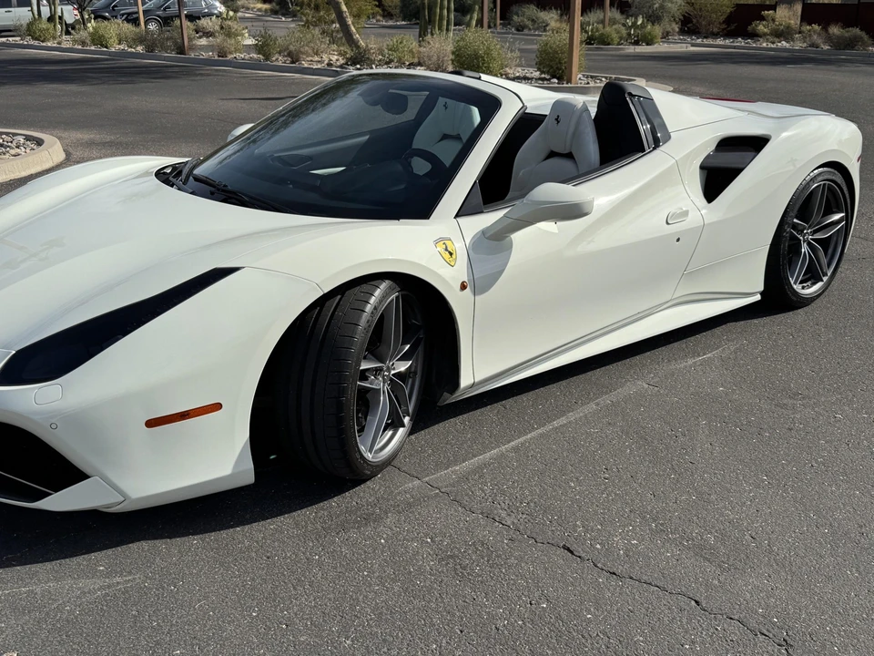 2018 Ferrari 488 Spider - Image 16 of 31